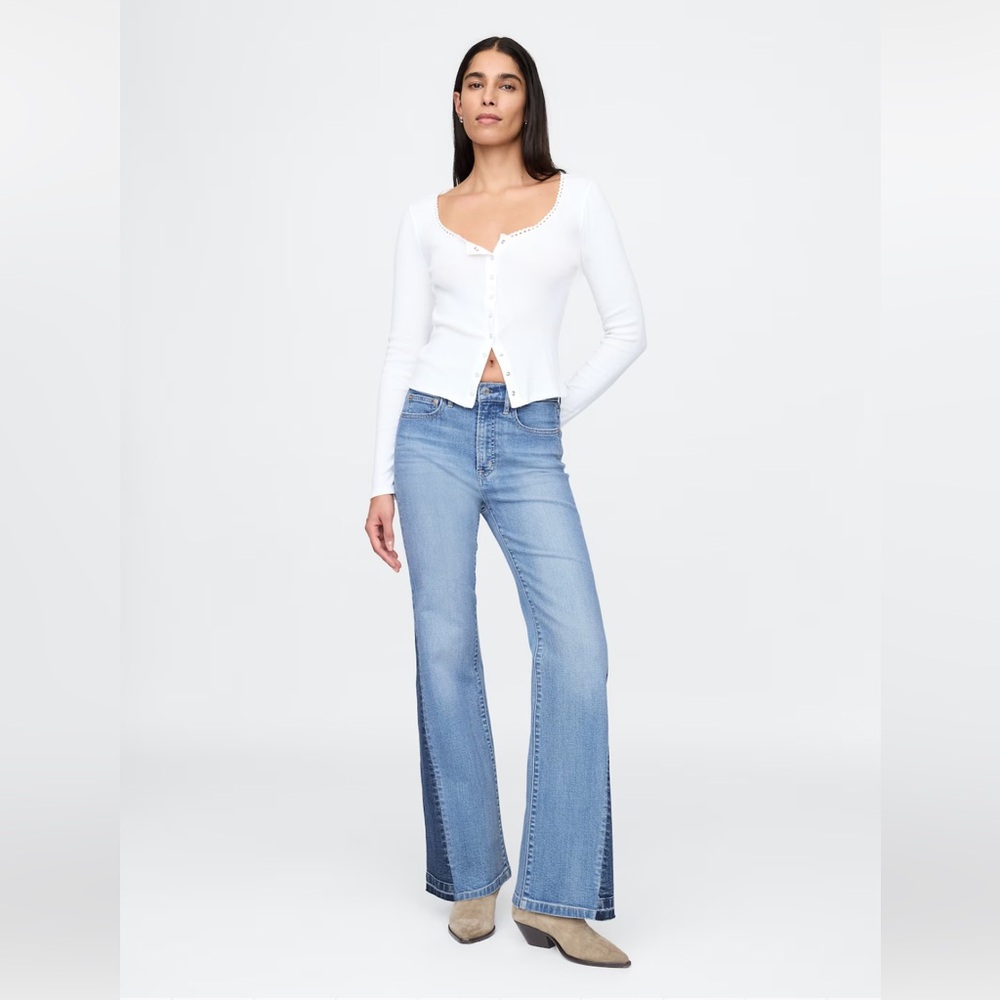 Gap 70’s High Rise Flare Jeans Size 27 NWT